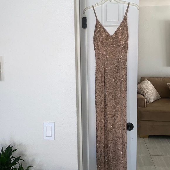 Sean Collection Dresses & Skirts - Sean collection 100% pure silk dress evening gown size small cream